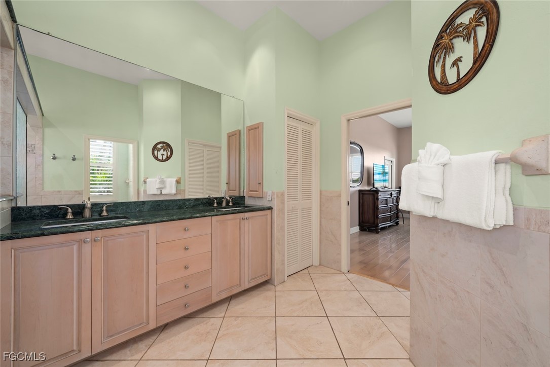 1300  Par View Drive