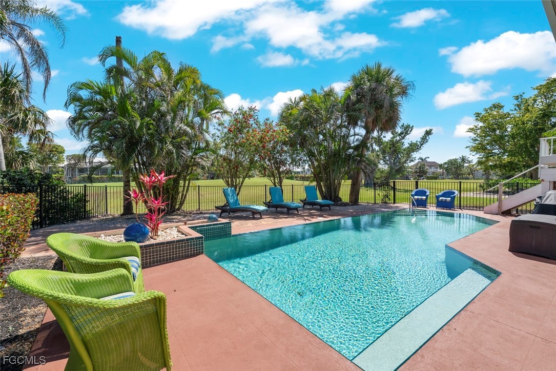 1300  Par View Drive