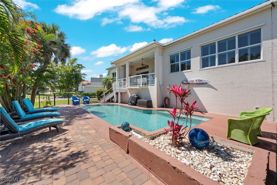 1300  Par View Drive