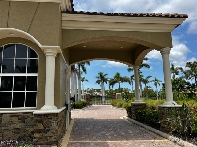 12528  Canoe Trail