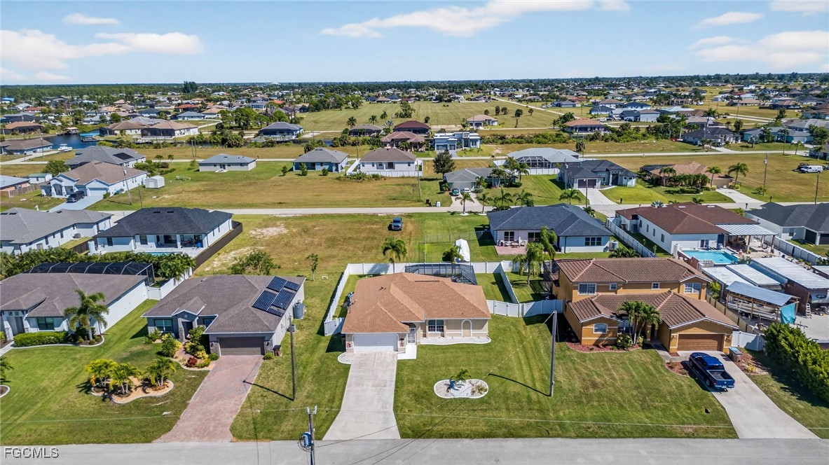 1633 NW 37th Place
