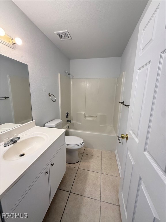 217/219  Ichabod Avenue