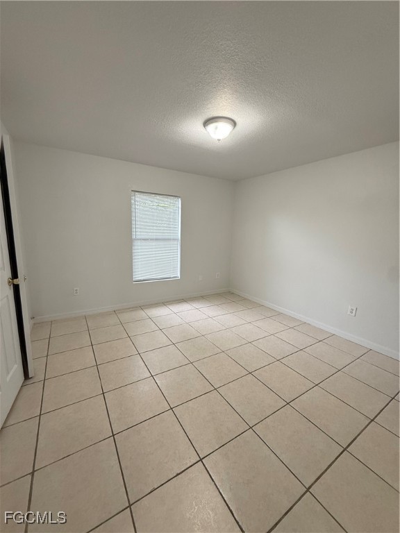 217/219  Ichabod Avenue