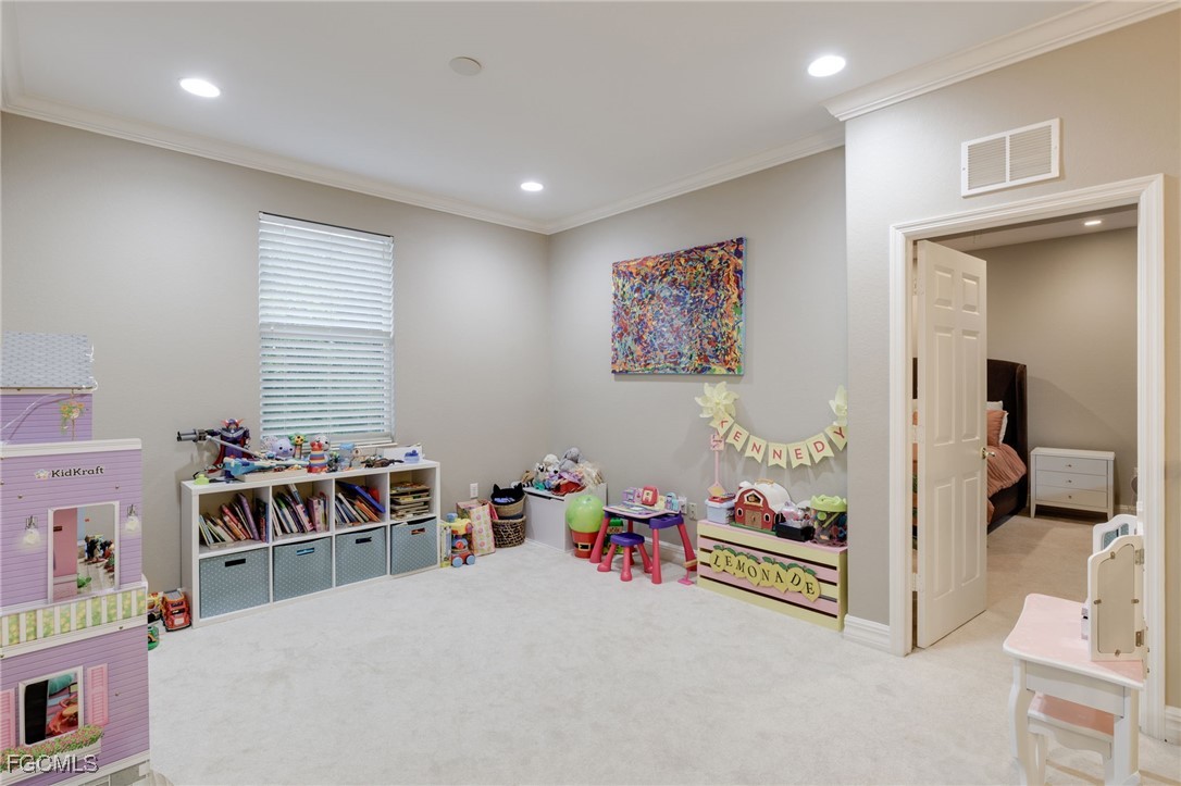 9807  Casa Mar Circle