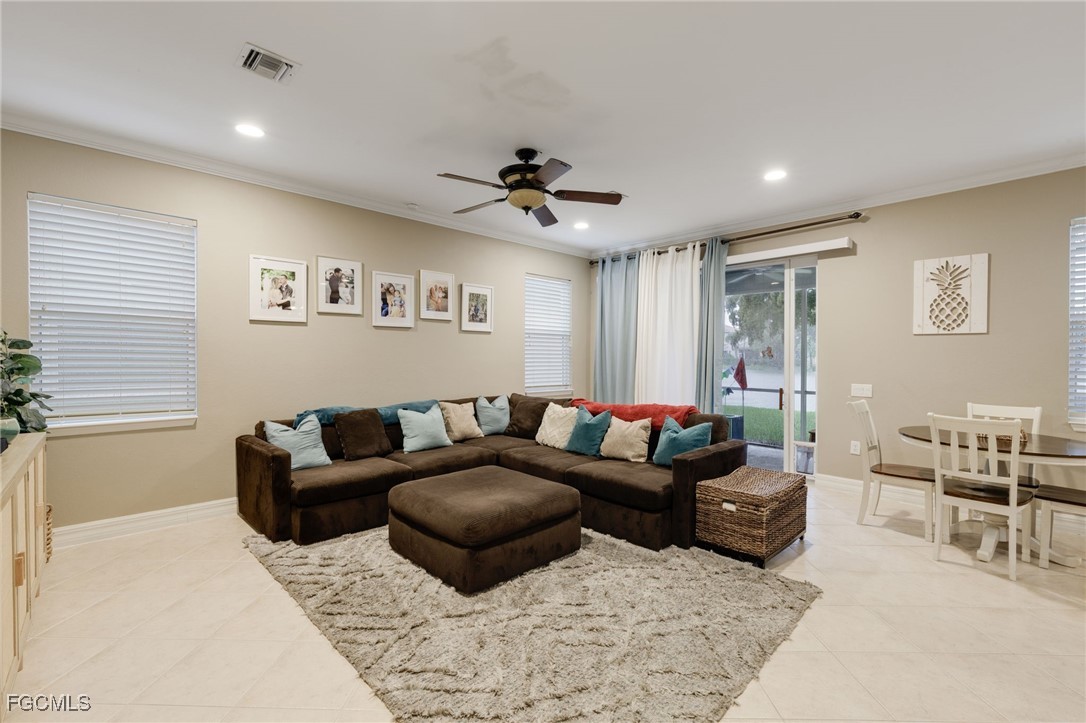 9807  Casa Mar Circle