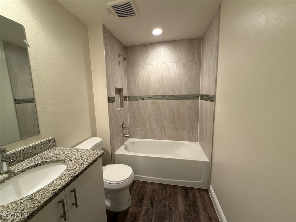 3003  Harvard Circle