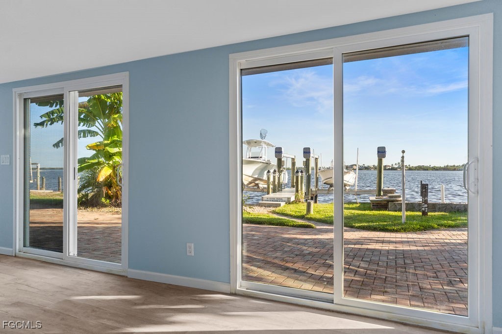 2504  Bayshore Drive