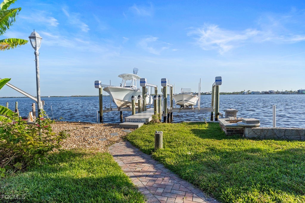 2504  Bayshore Drive