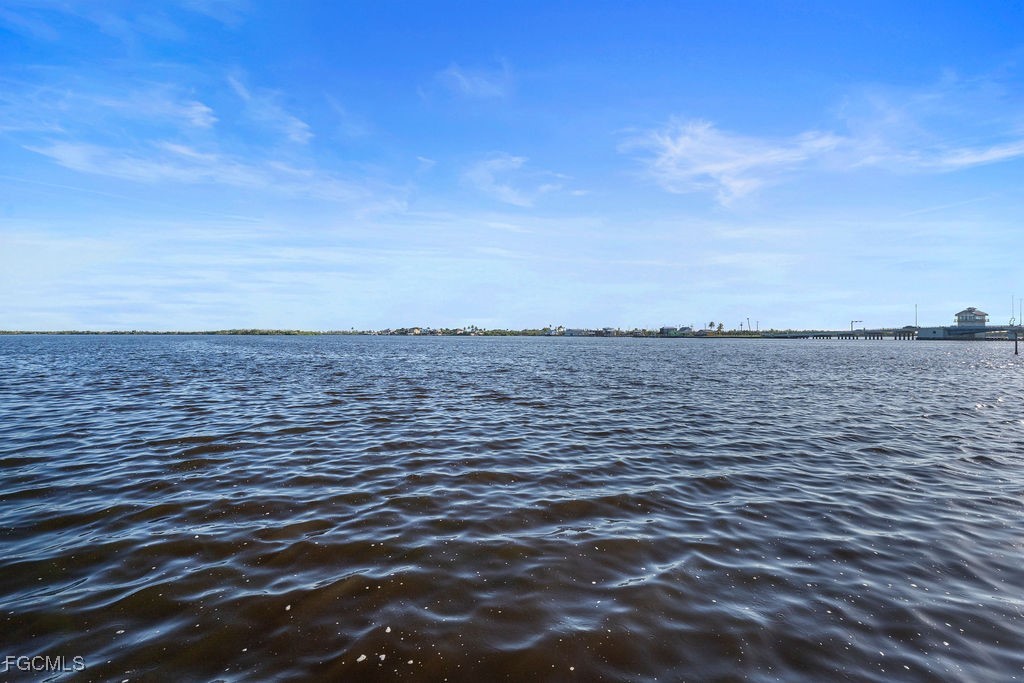 2504  Bayshore Drive