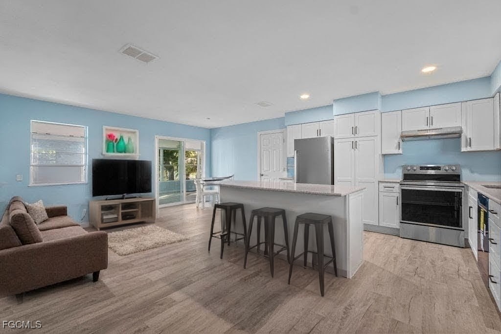 2504  Bayshore Drive