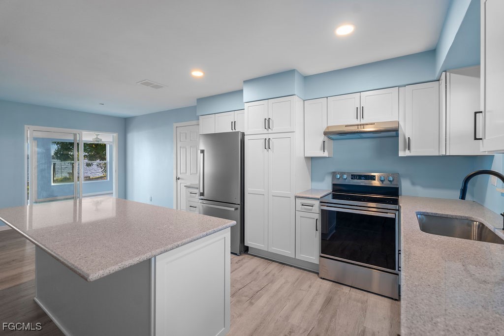 2504  Bayshore Drive