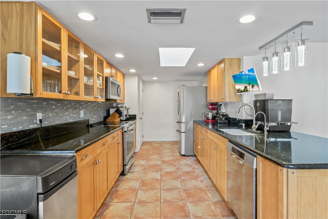 177  Alameda Avenue