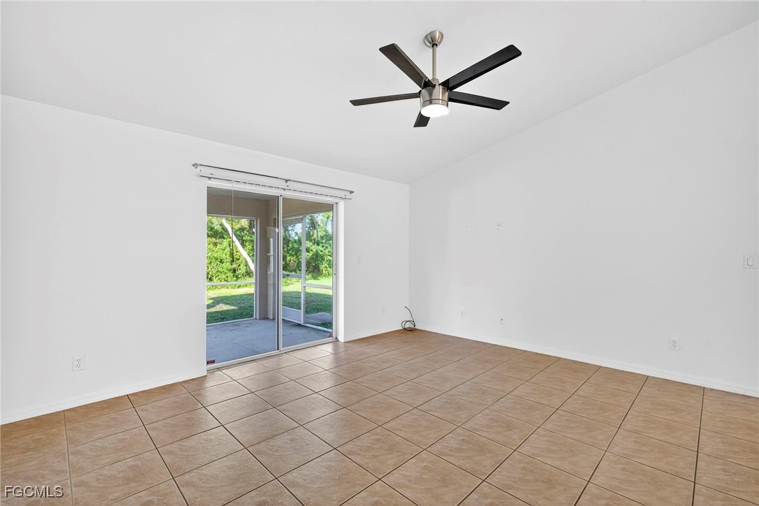 710/712  Creuset Avenue