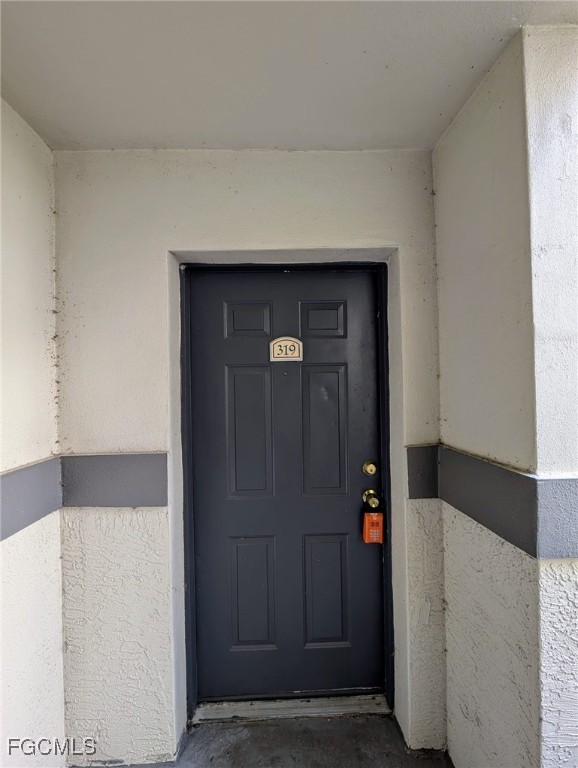 3407  Winkler Avenue, Apt 319