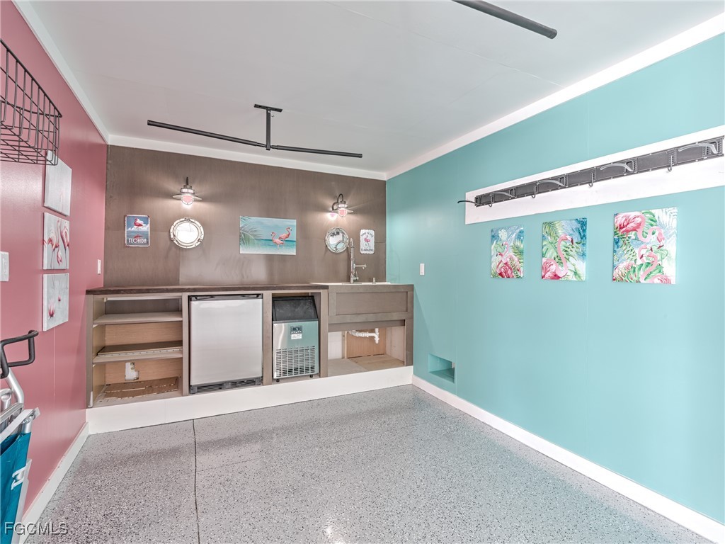 282/276  Delmar Avenue