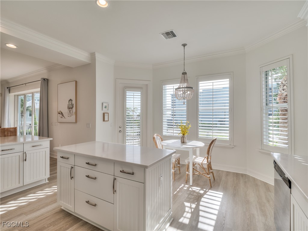 282/276  Delmar Avenue