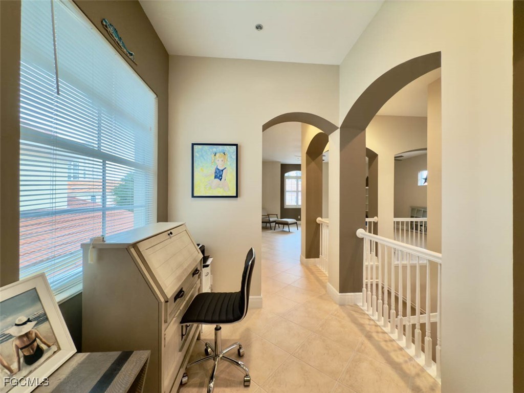 5956  Tarpon Gardens Circle, Apt 201