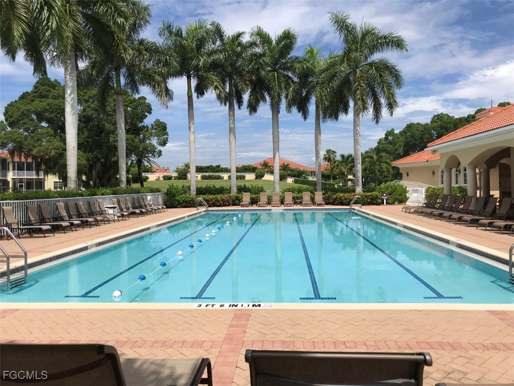 5956  Tarpon Gardens Circle, Apt 201