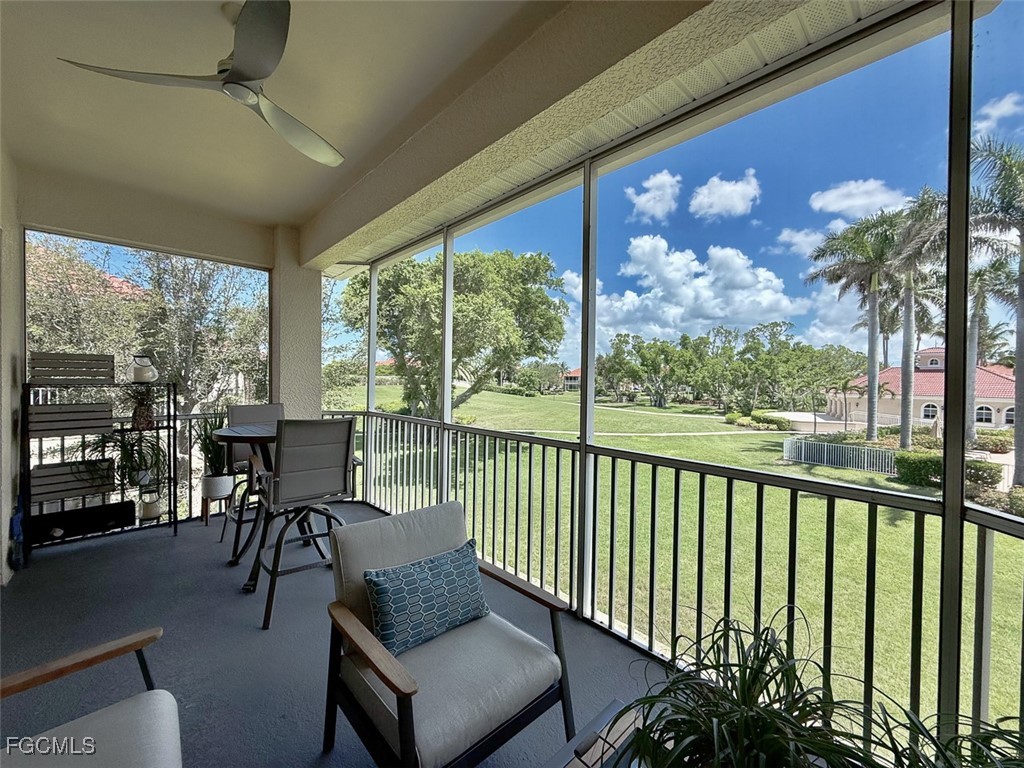 5956  Tarpon Gardens Circle, Apt 201