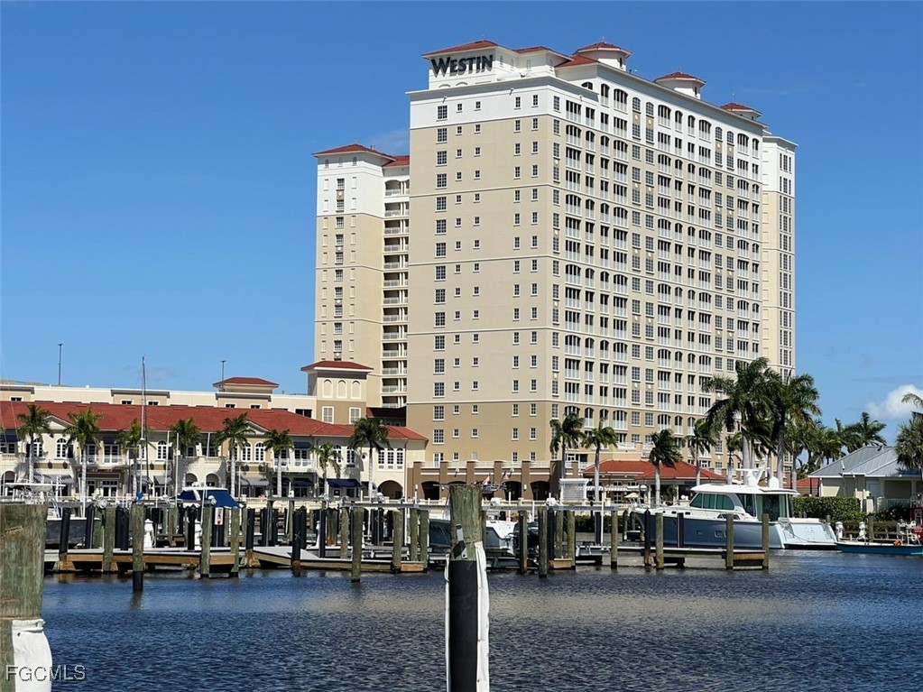 5956  Tarpon Gardens Circle, Apt 201