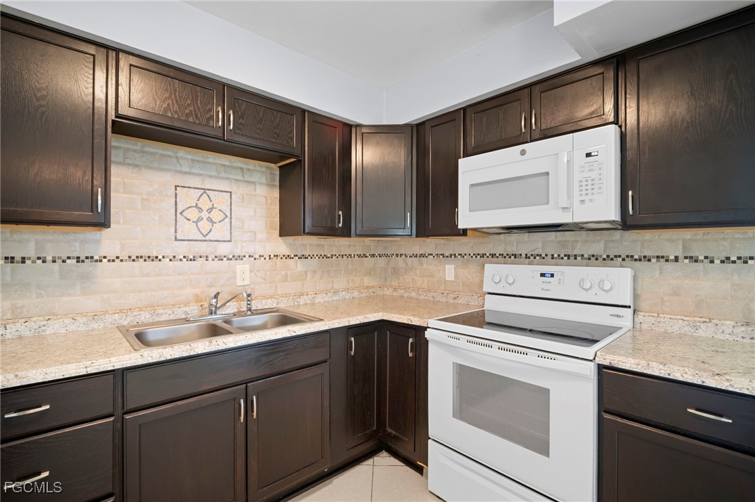 211 E jasmine Road