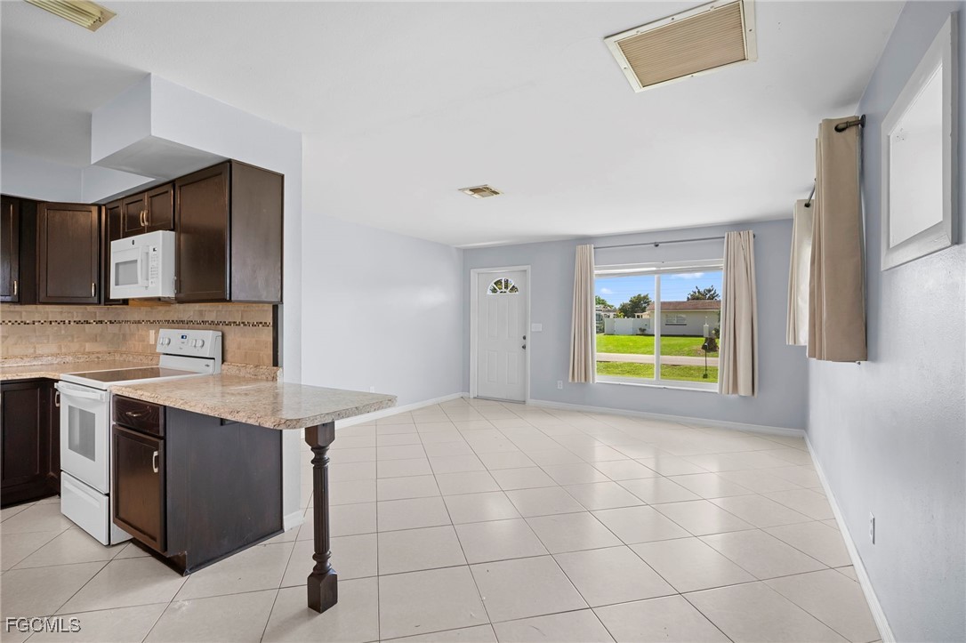 211 E jasmine Road