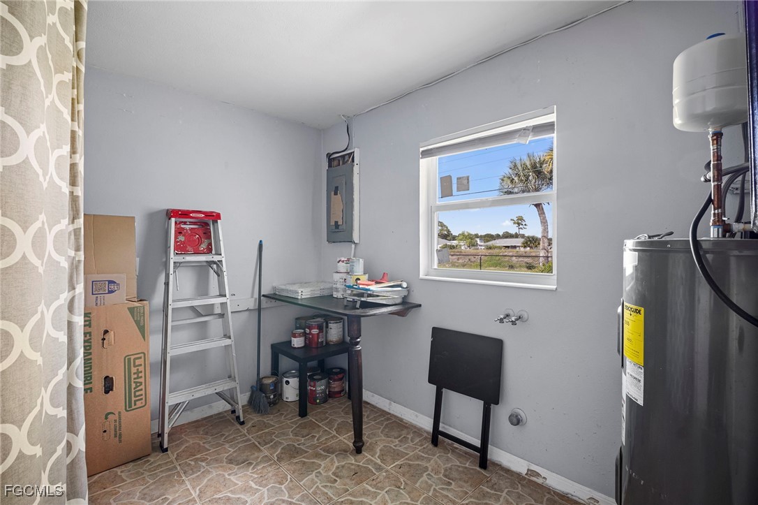 211 E jasmine Road