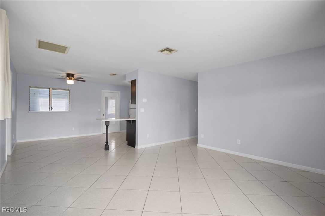 211 E jasmine Road