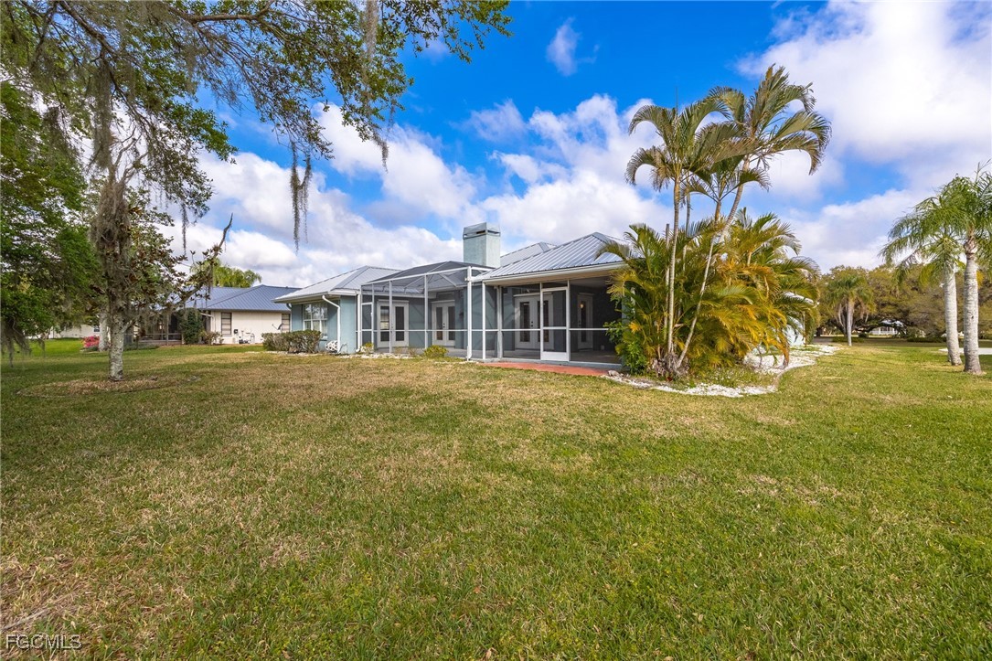 1261  Riverbend Drive