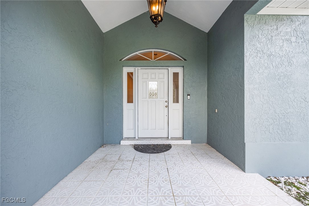 1261  Riverbend Drive