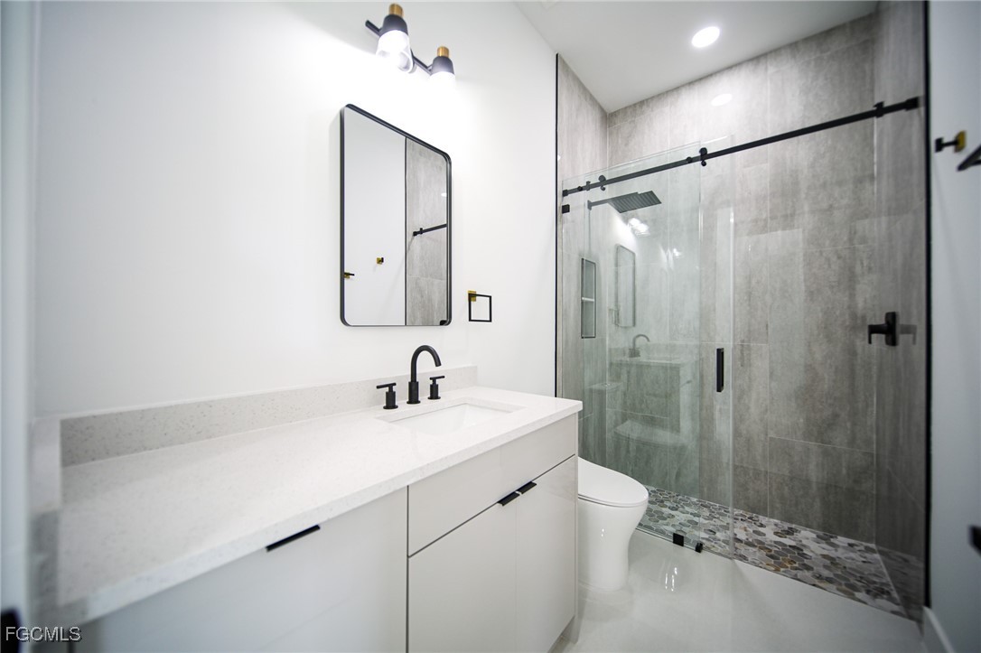 920  Anaconda Avenue