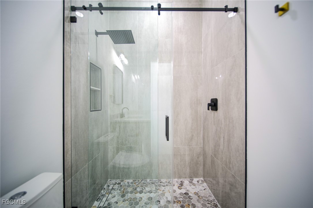 920  Anaconda Avenue