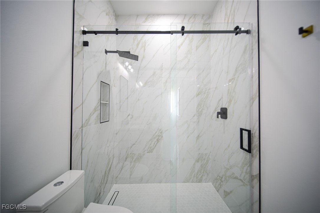 920  Anaconda Avenue