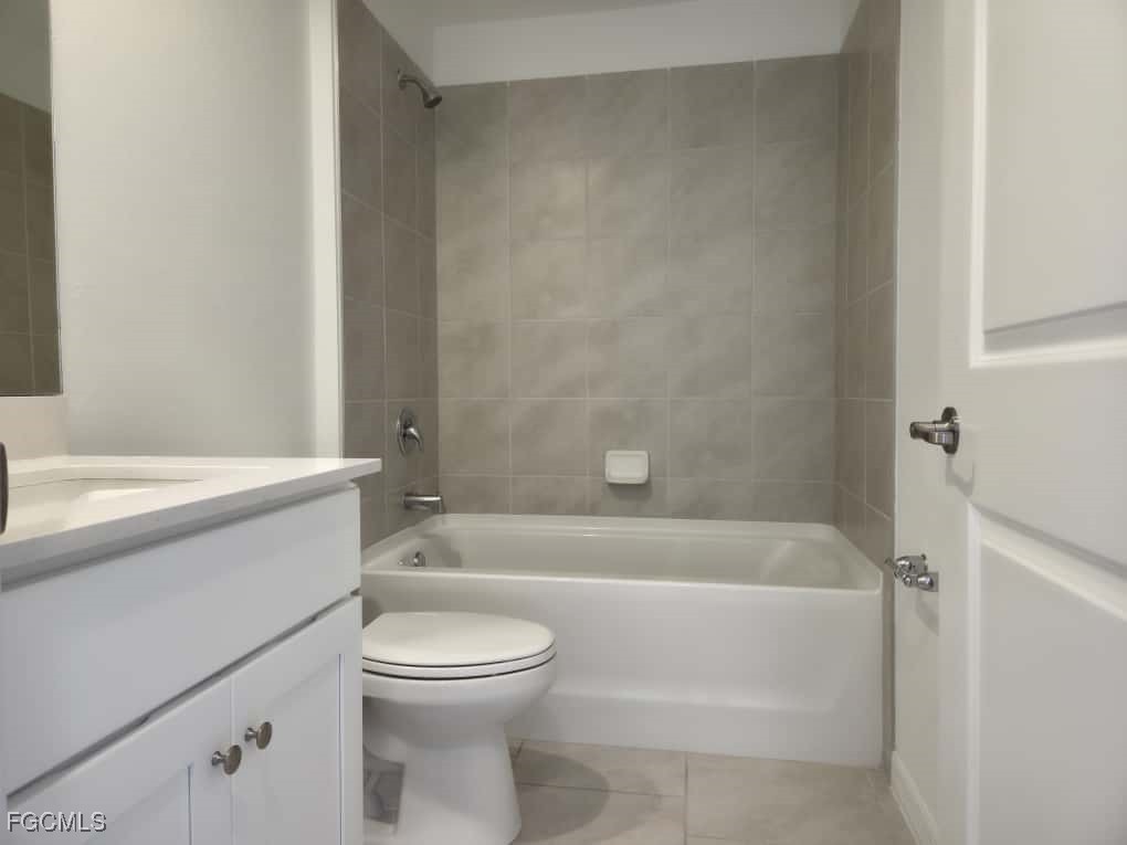 3403  34 St