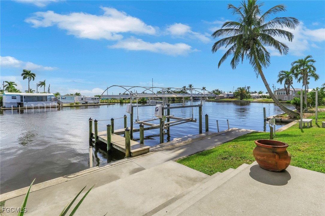 2480  Bayshore Drive