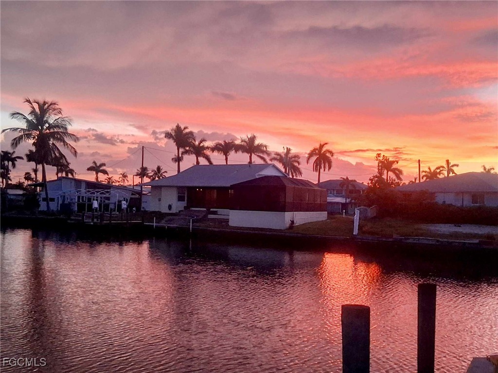 2480  Bayshore Drive