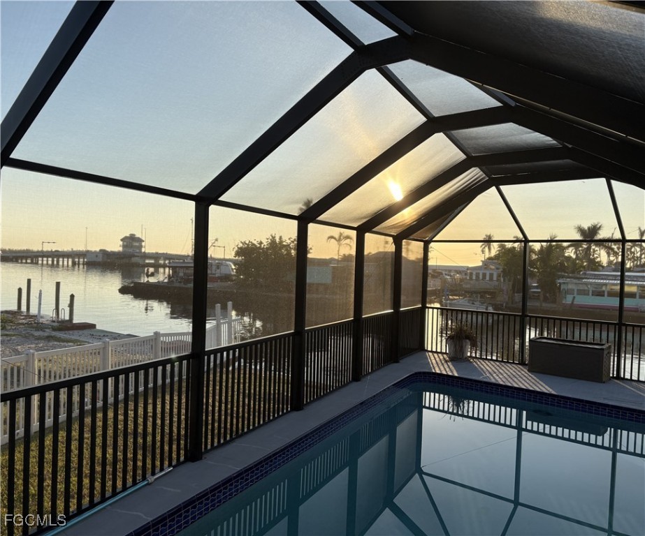 2480  Bayshore Drive