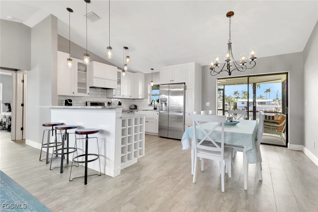 2480  Bayshore Drive