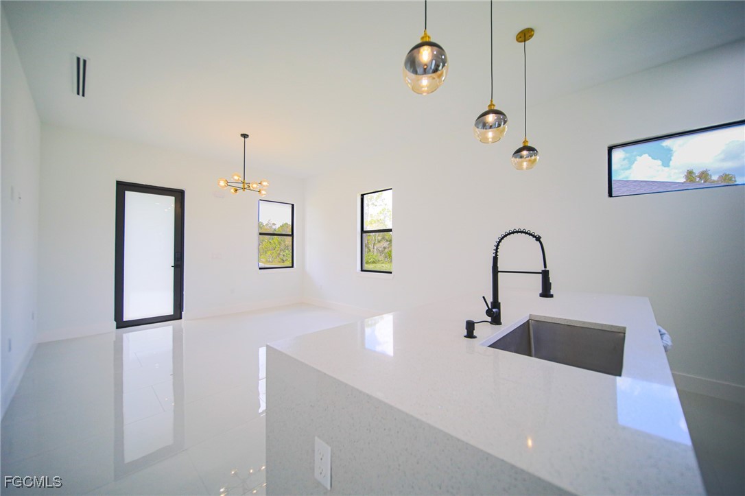 918  Anaconda Avenue