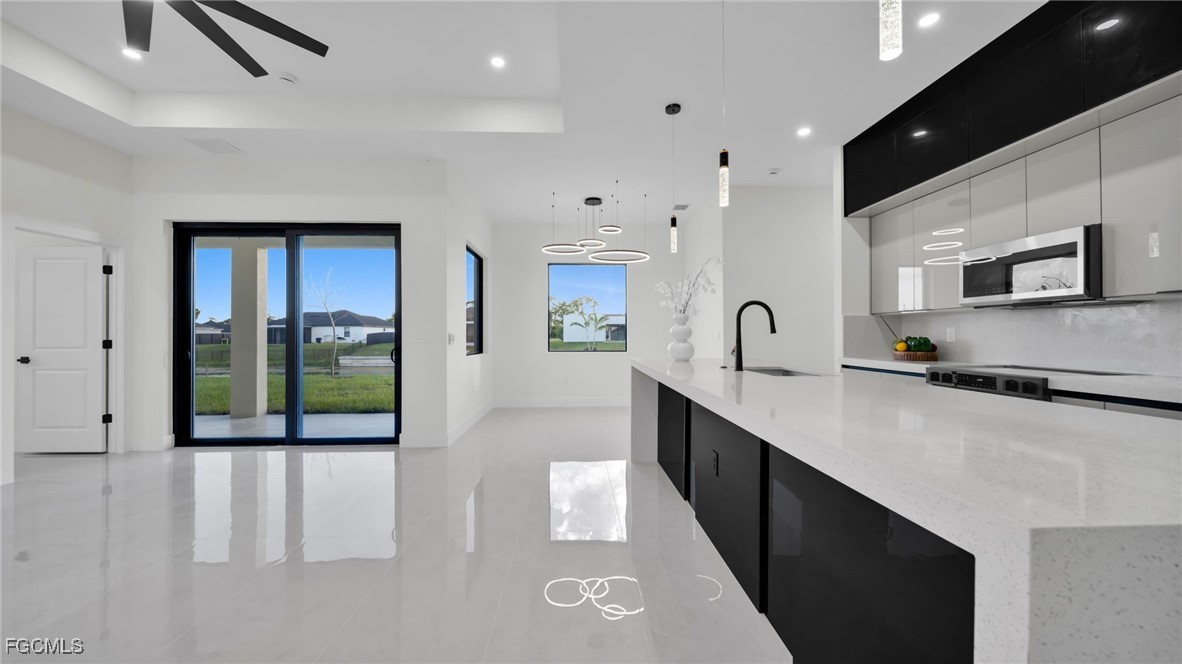 530 NE 5th Court