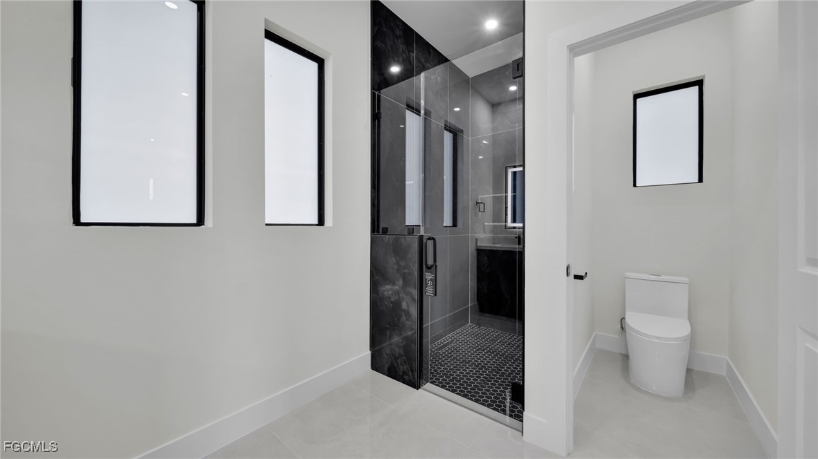 530 NE 5th Court