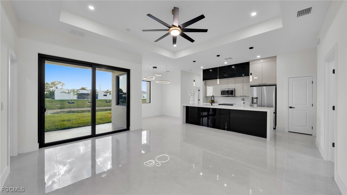 530 NE 5th Court