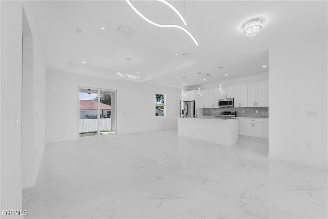 1508  Hibiscus Avenue