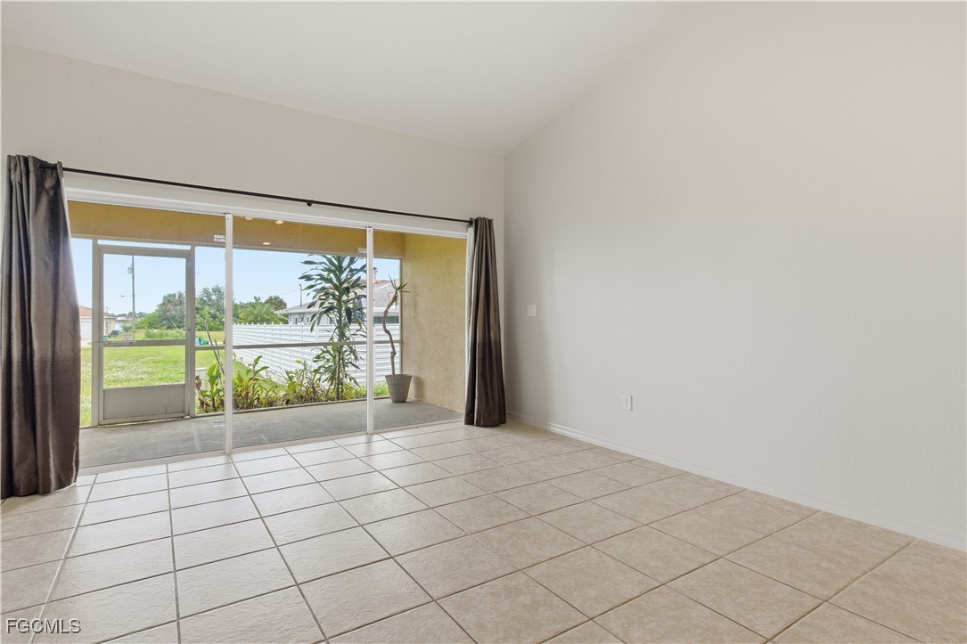 516/518 SE 5th Place