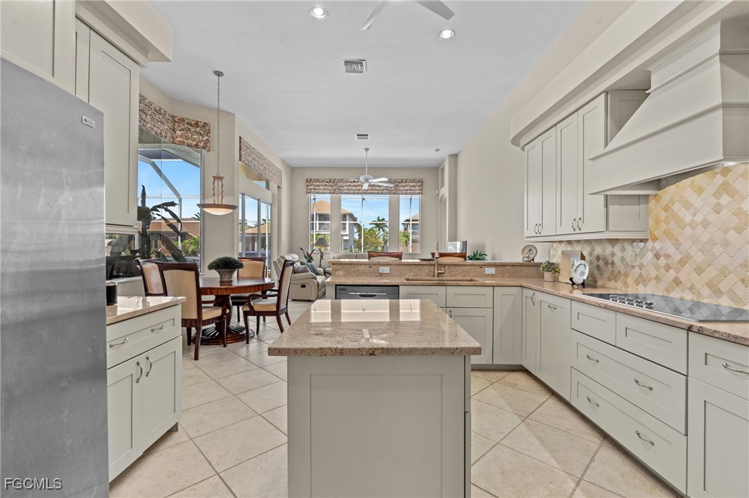 2405  Sagramore Place