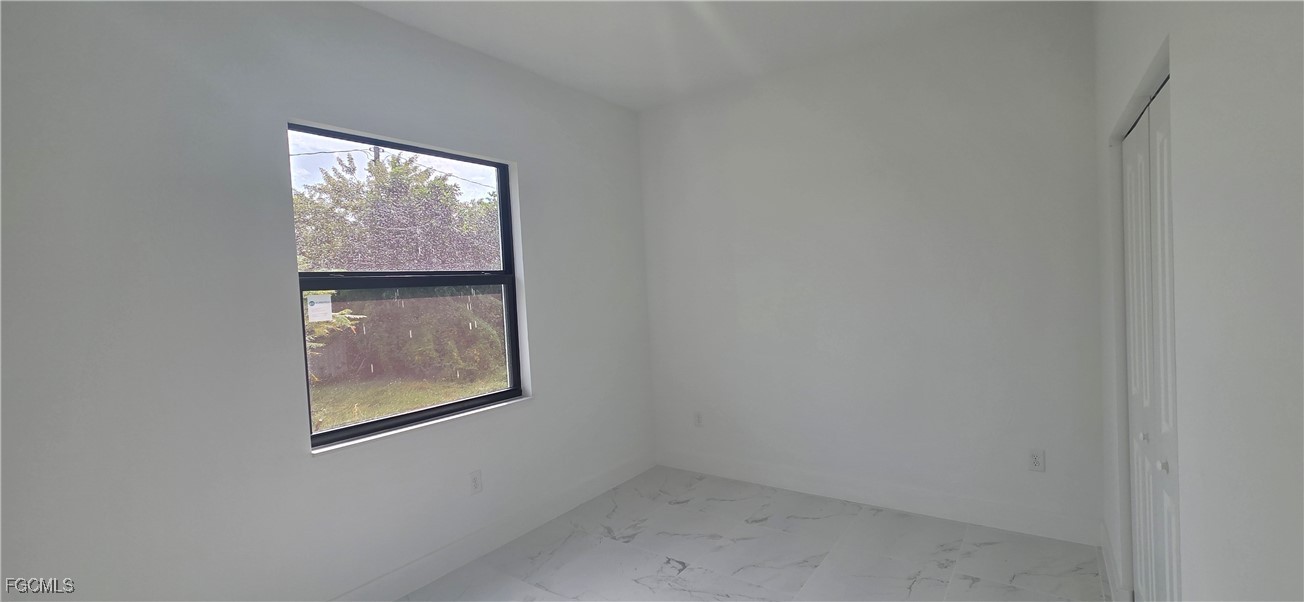 306 NE 10th Terrace