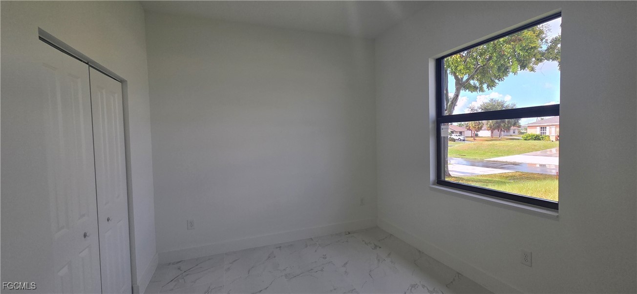 306 NE 10th Terrace