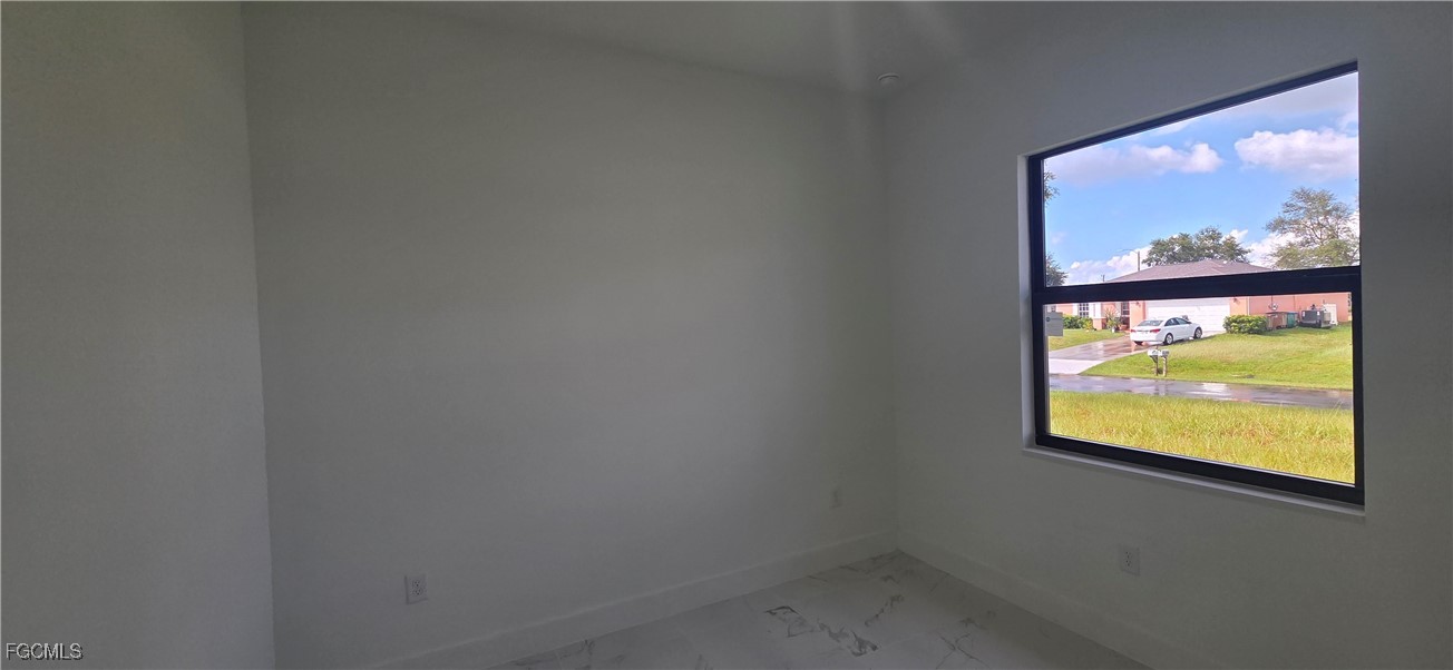 306 NE 10th Terrace