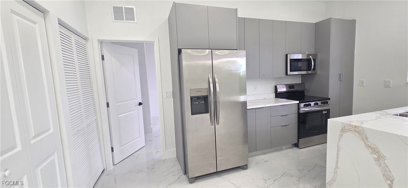 306 NE 10th Terrace
