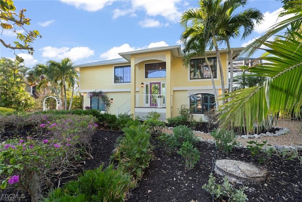 1731  Venus Drive